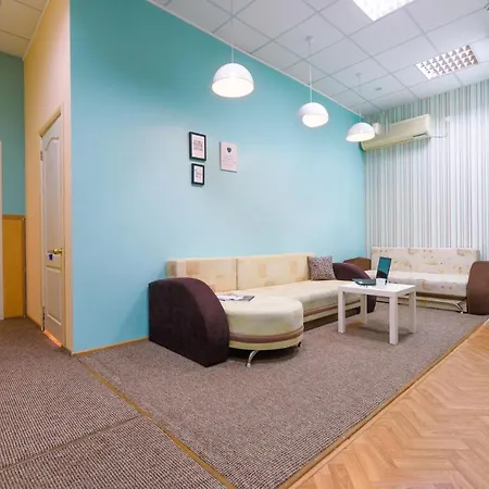 на дерибасівській Hostel *