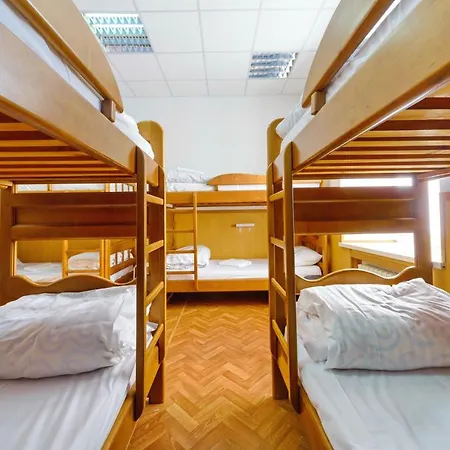 На Дерибасівській